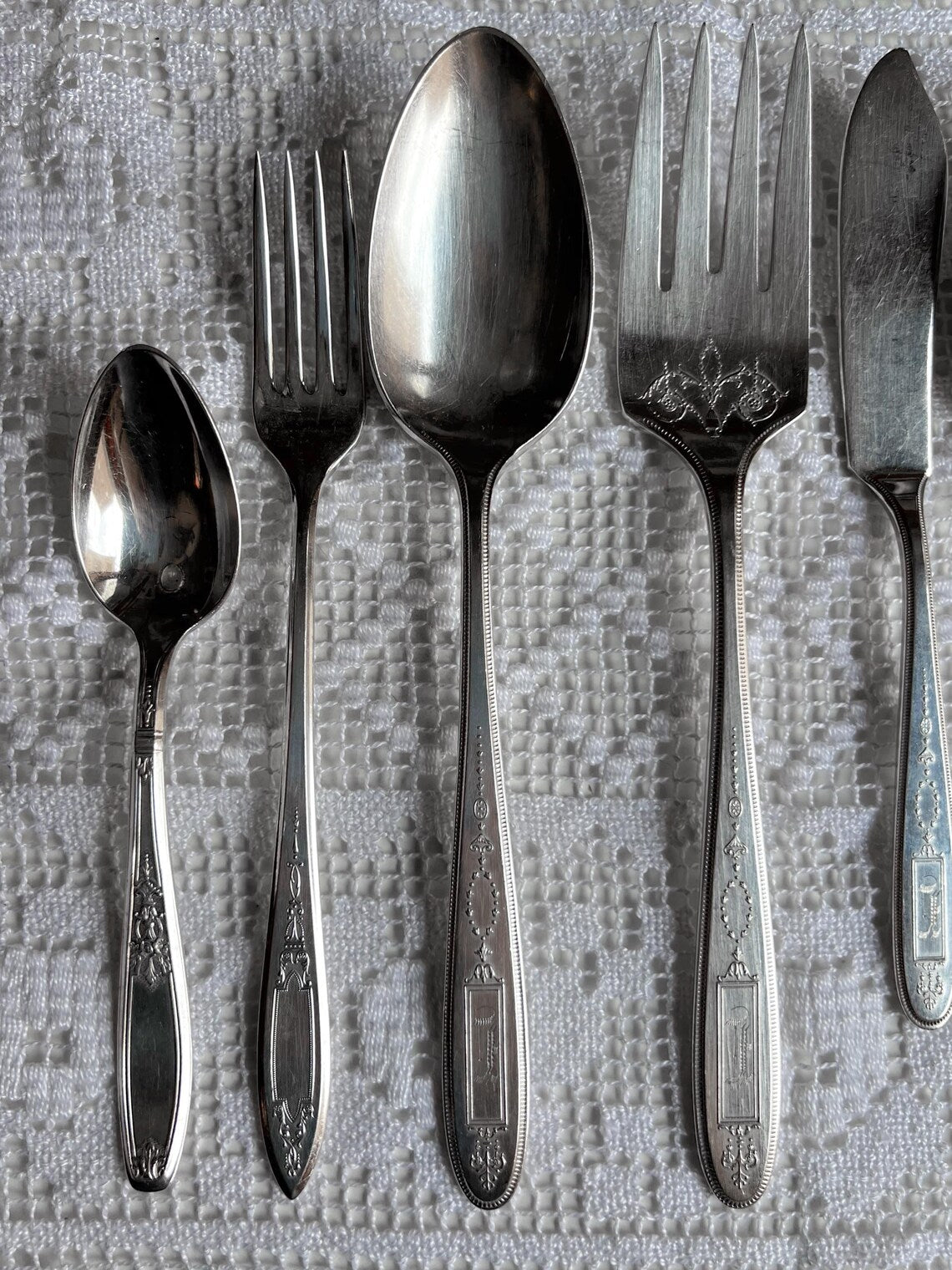 Curated Antique Silverplate Flatware Set – Grosvenor, Oneida, 1847 Rogers Bros – Art Deco & Edwardian Eclectic Tableware (7 pcs)