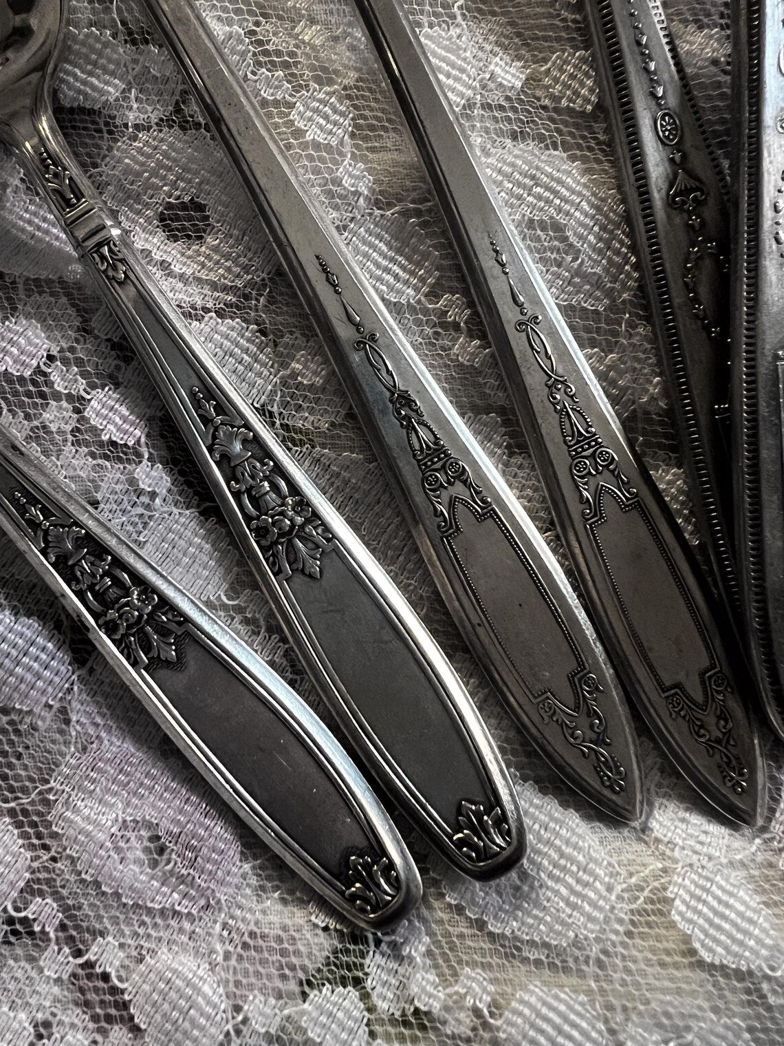 Curated Antique Silverplate Flatware Set – Grosvenor, Oneida, 1847 Rogers Bros – Art Deco & Edwardian Eclectic Tableware (7 pcs)